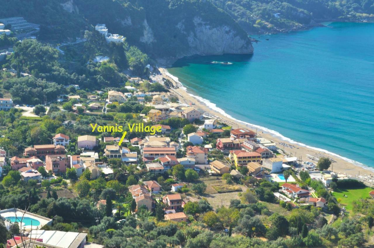 Holiday Studio Apartments Yannis On The Beach Of Agios Gordios In Corfu Exterior photo